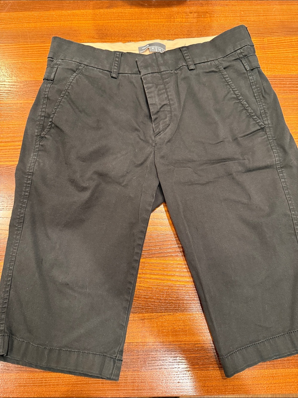 Vince Black women’s Shorts
